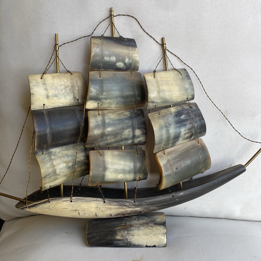 Vintage Genuine BULL HORN Model 3 Mast SHIP Sail Boat 🚤 NAUTICAL ITALY 10”X 13”